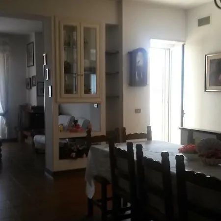 Vacanze A דירה *